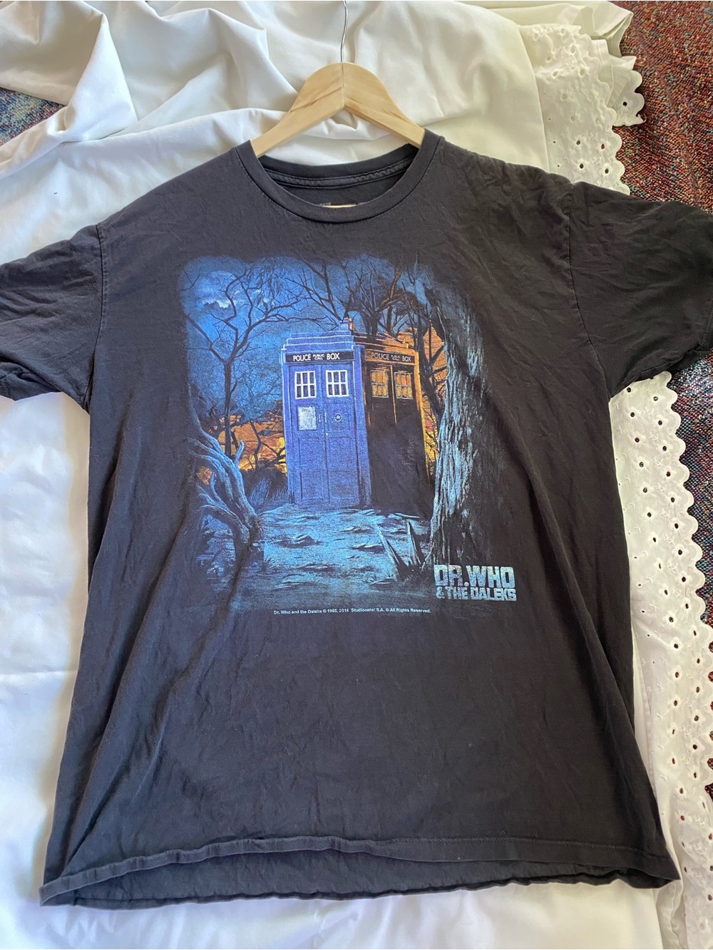 Doctor Who Graphic Tee - Black with Blue TARDIS